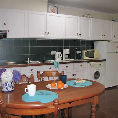 Quinta Das Acacias Guest Houses Szálloda Ponta Delgada