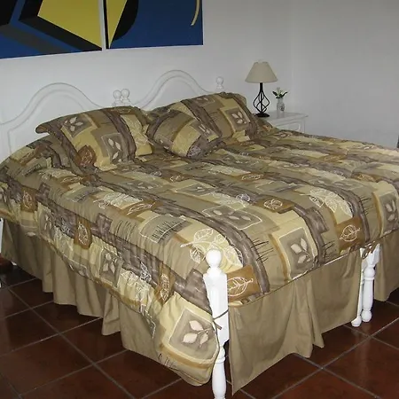 Quinta Das Acacias Guest Houses Hotel