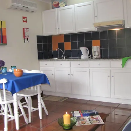 Quinta Das Acacias Guest Houses Hotel 3*